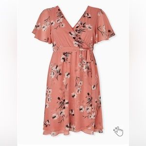 Torrid Floral MIDI Wrap Dress in Pink